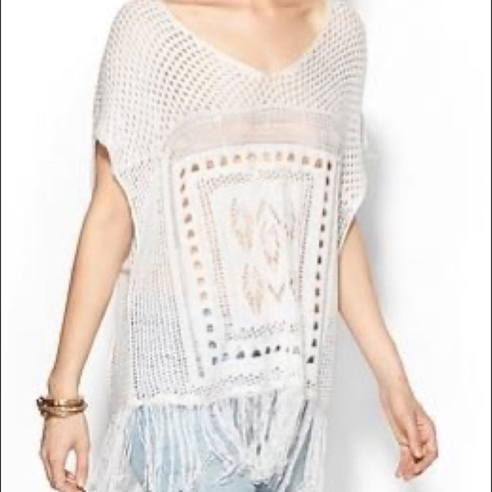 Fringe pullover top